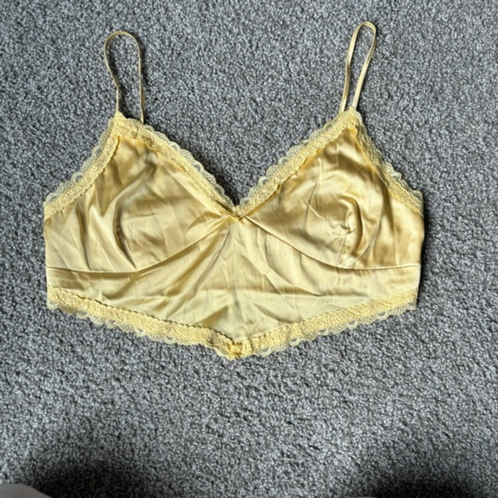 Love Tree Yellow Gold Lacey Bralette Top Sz L Crop Tank New Years